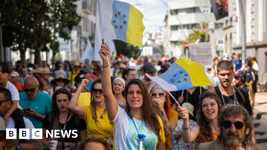 Spain clamps down on Airbnb as tourism backlash returns for summer