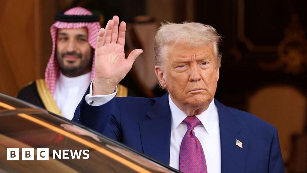 Did Trump really strike Gulf deals worth $2tn?
